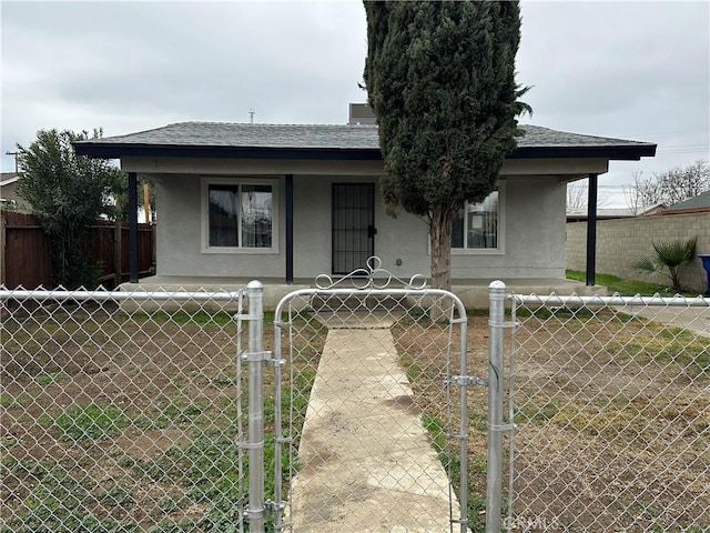 view of front of home featuring covered porch