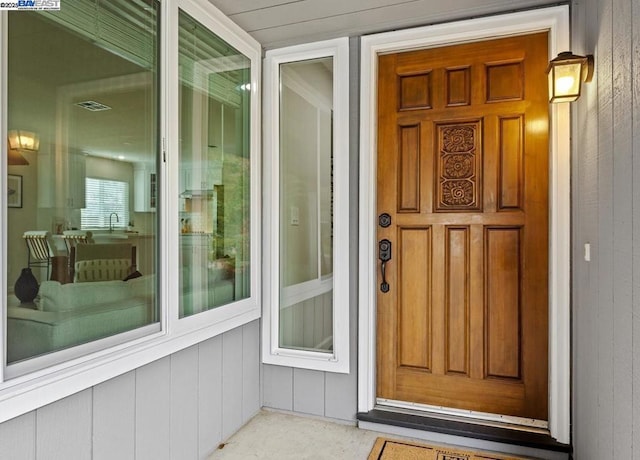 entrance to property featuring sink