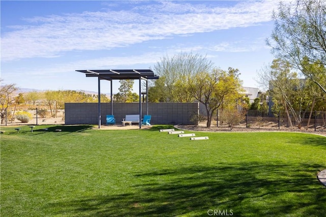 3712 Ambassador Dr, Palm Springs, CA 92262 - view of yard with fence