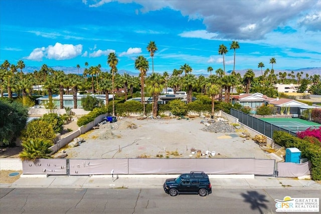 Listing photo 3 for 330 W Stevens Rd, Palm Springs CA 92262