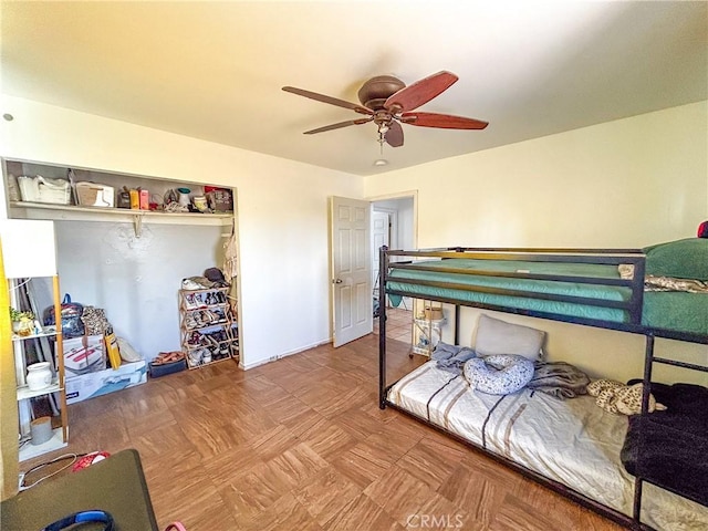 bedroom with ceiling fan