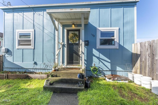 view of doorway to property