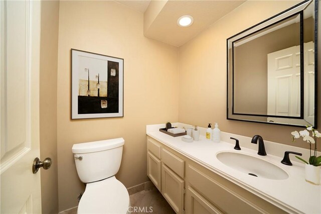 12999 Caminito Pointe Del Mar, Del Mar, CA 92014 - bathroom with toilet and vanity