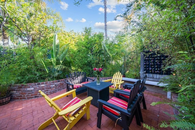 view of patio featuring a fire pit