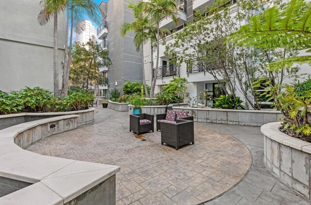 525 11th Ave Unit 1203, San Diego, CA 92101 - view of home's community featuring a patio and outdoor lounge area