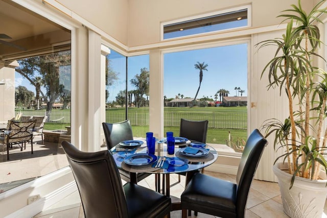 view of sunroom / solarium