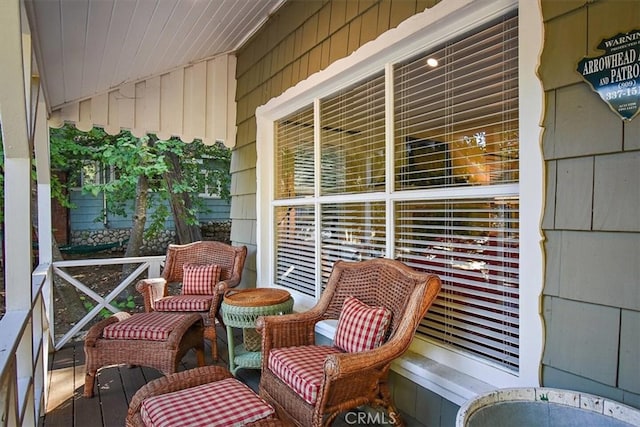 855 Lake Dr, Lake Arrowhead, CA 92352 - view of covered porch