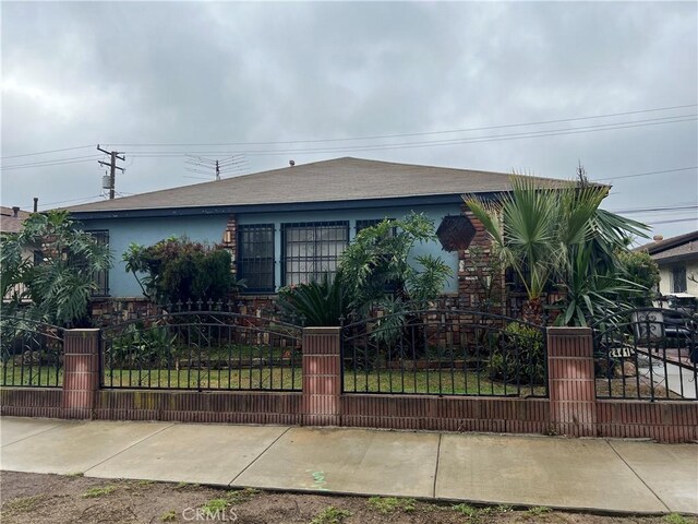 view of front of home