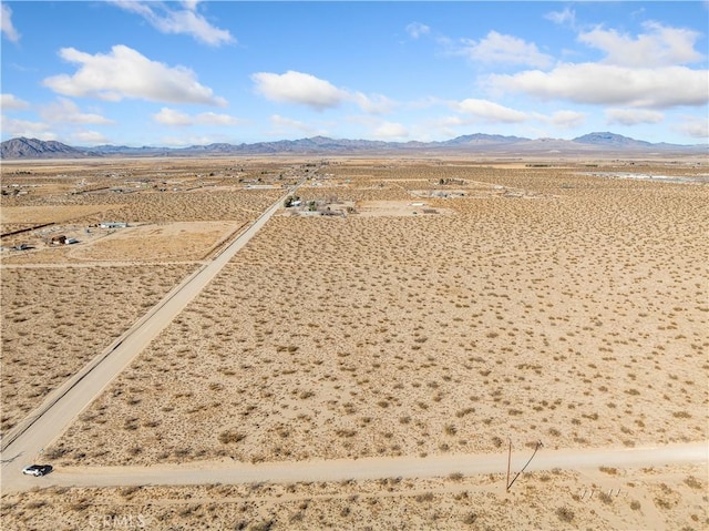 Listing photo 3 for 0 Clark St, Lucerne Valley CA 92356