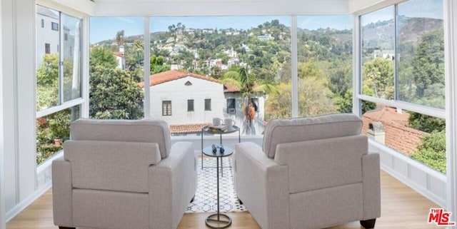 view of sunroom / solarium