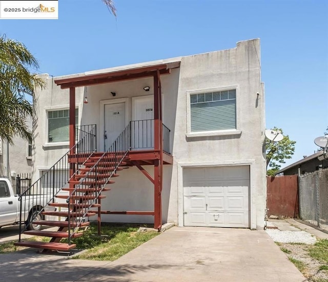 view of front of house featuring a garage