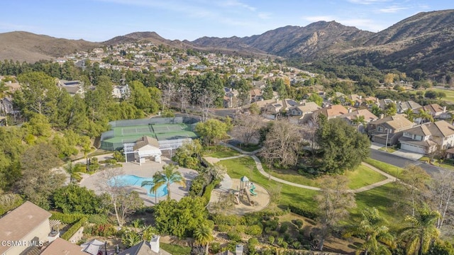 bird's eye view with a mountain view