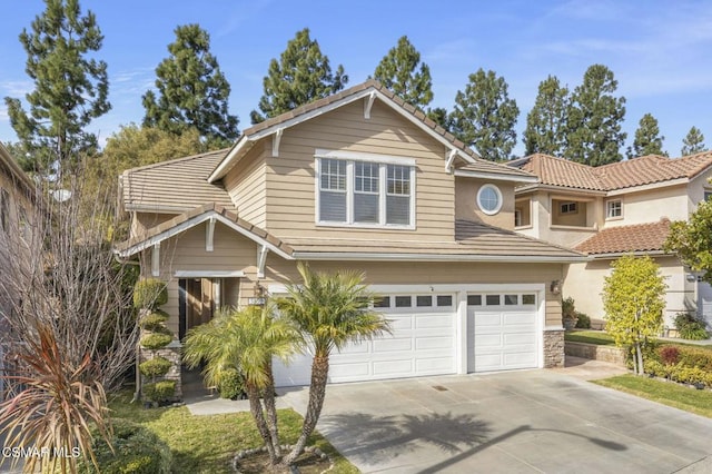 view of front facade featuring a garage