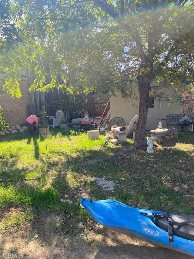 view of yard featuring fence