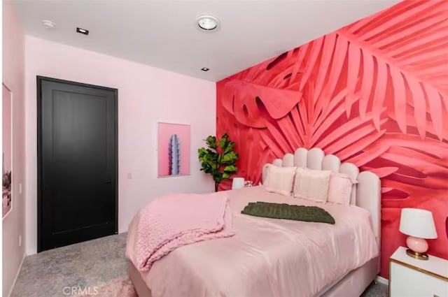 bedroom featuring carpet flooring