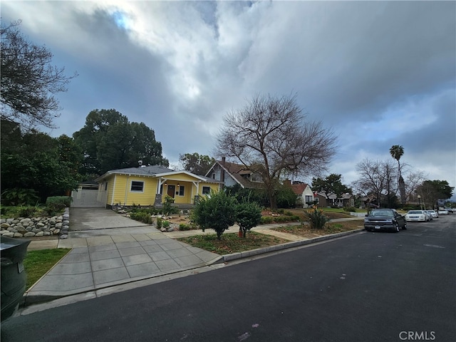 view of front of house