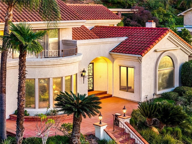 2572 Sunset Dr, Riverside, CA 92506 - back of house with a balcony