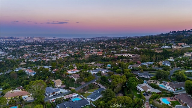 view of aerial view at dusk