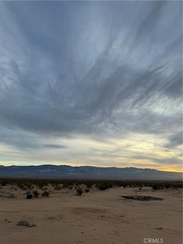 Listing photo 2 for 0 Harrod Rd, Lucerne Valley CA 92356