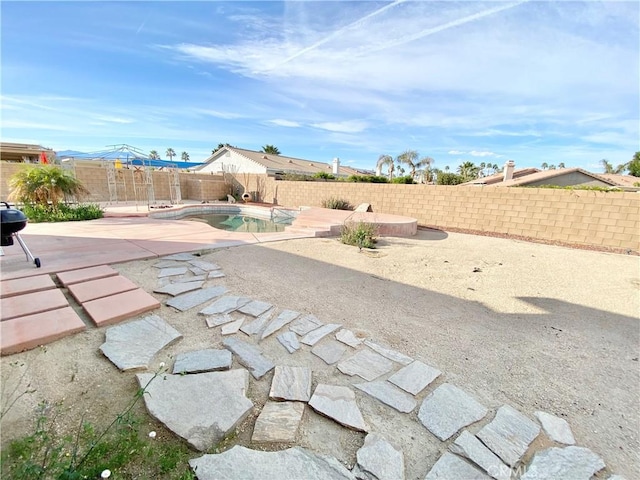 81060 Paloma Cir, Indio, CA 92201 - view of patio / terrace featuring a fenced backyard
