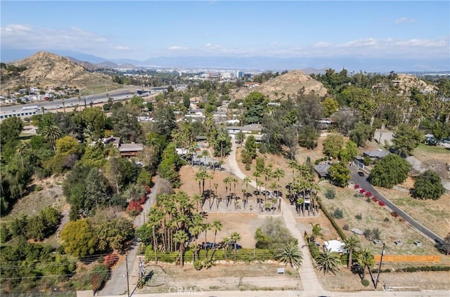 bird's eye view featuring a mountain view