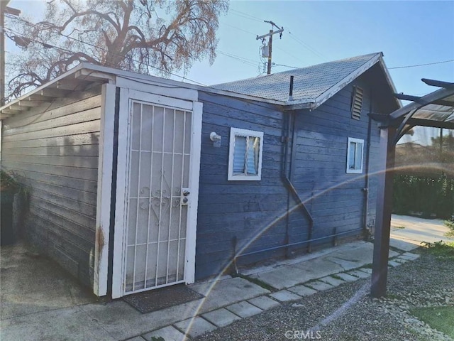 view of outbuilding