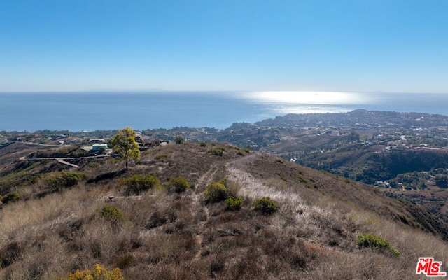 Listing photo 3 for 1 Murphy Way, Malibu CA 90265