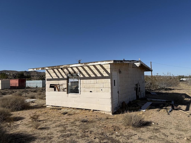 view of outbuilding