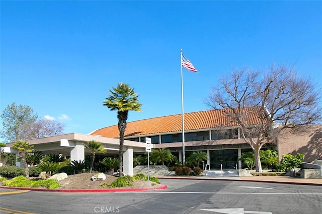 view of building exterior