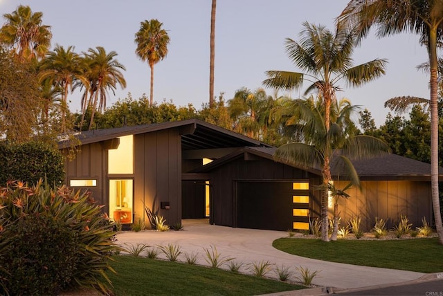 contemporary house featuring a garage