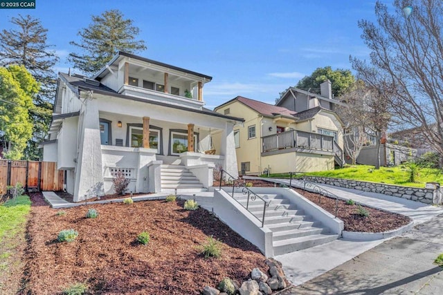 view of front of property featuring a porch