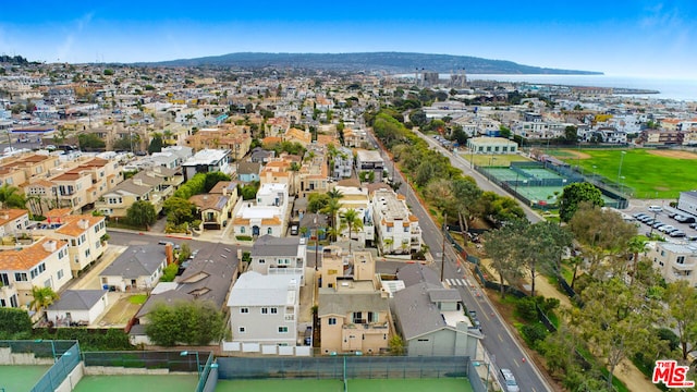 bird's eye view featuring a mountain view