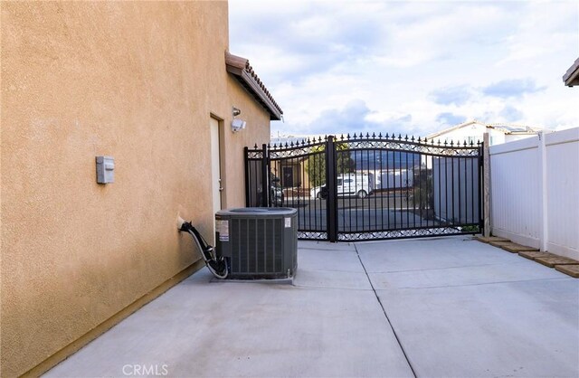 view of gate with cooling unit