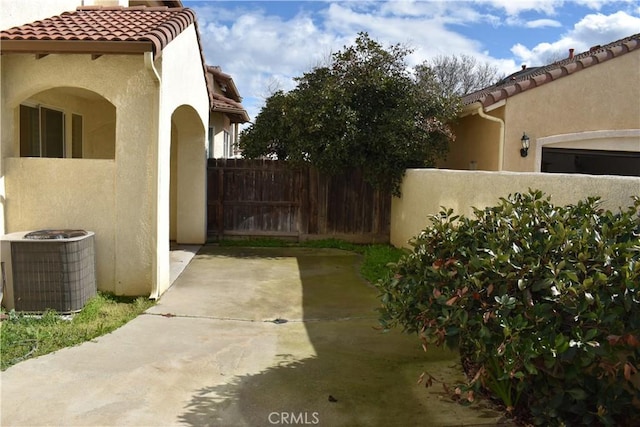 view of patio / terrace featuring cooling unit