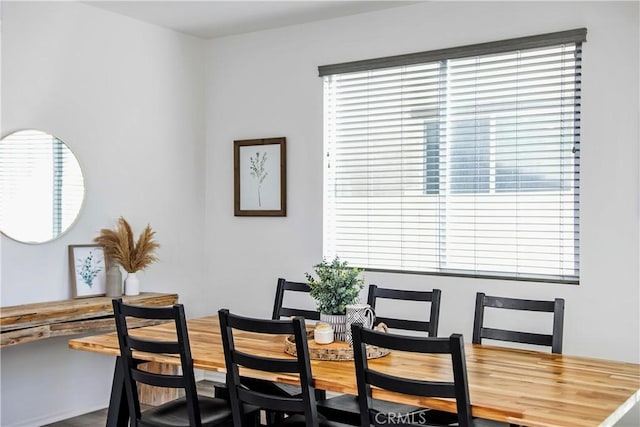 30219 Old Mill Rd, Menifee, CA 92584 - view of dining room