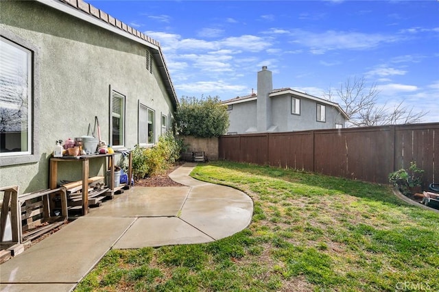 view of yard with a patio