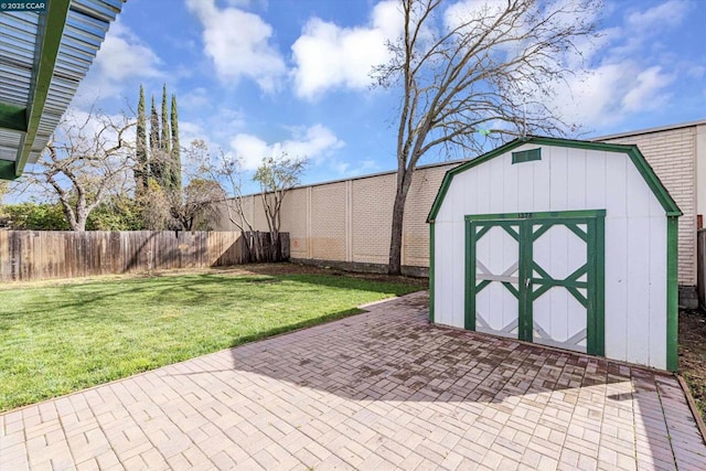 view of patio featuring a storage shed