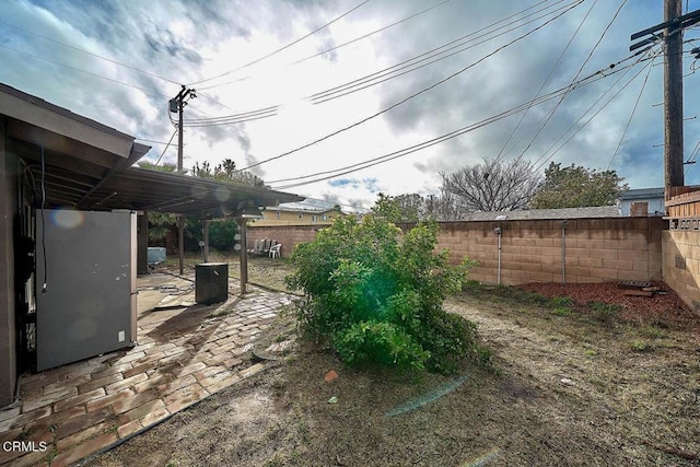 view of yard with a patio