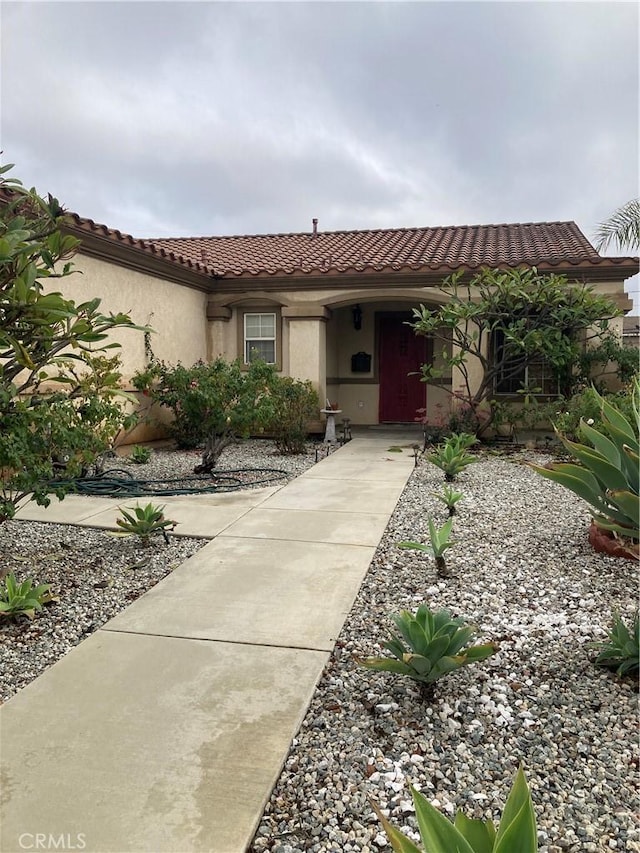 view of front of property