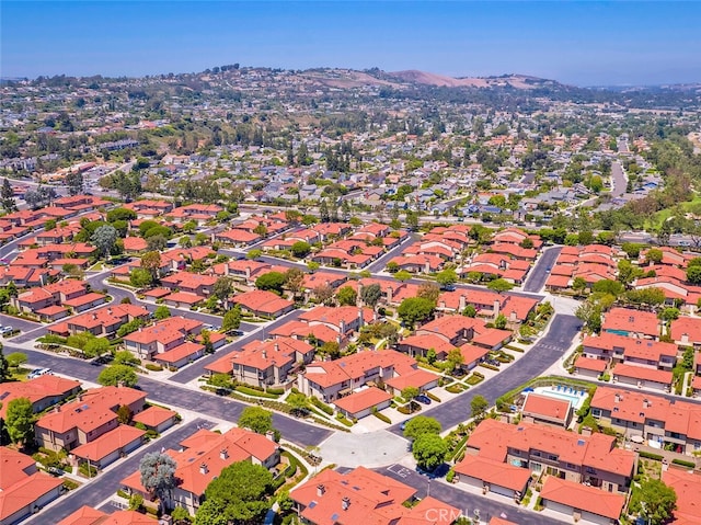 bird's eye view with a mountain view