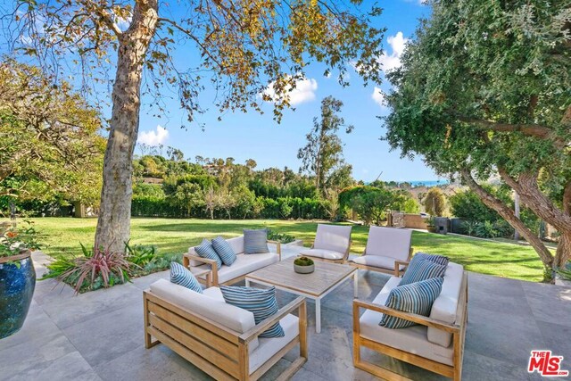 view of patio with outdoor lounge area