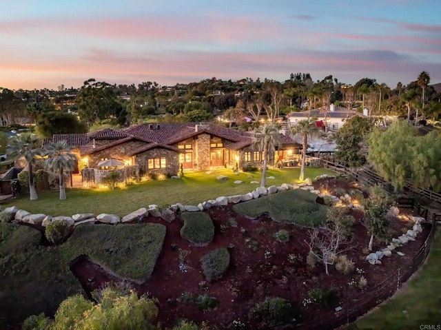 view of aerial view at dusk