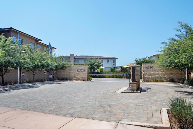 16750 Coyote Bush Dr Unit 107, San Diego, CA 92127 - view of patio with fence