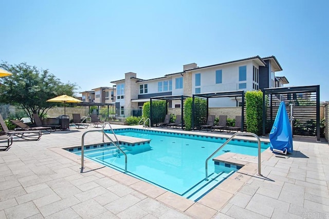 16750 Coyote Bush Dr Unit 107, San Diego, CA 92127 - pool with fence and a patio