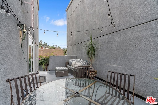 view of patio / terrace featuring outdoor lounge area