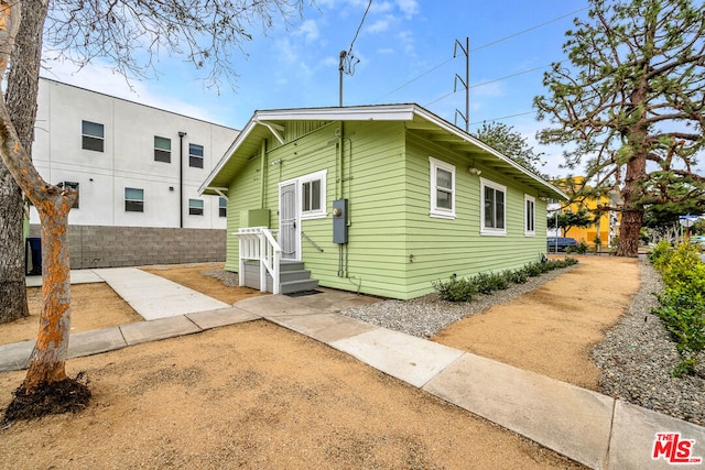 view of front of property