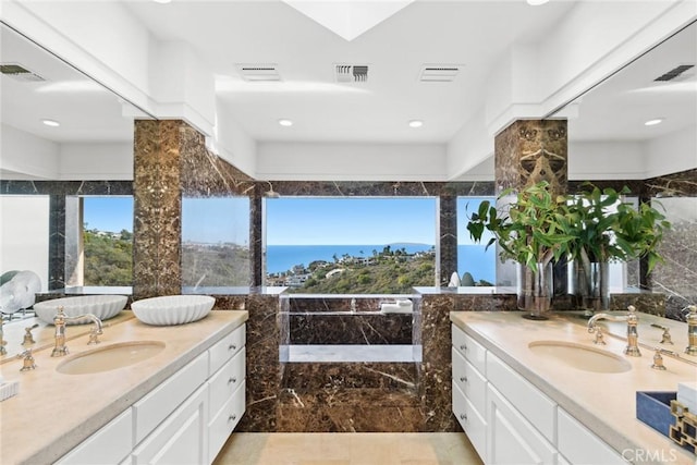755 Pelican Dr, Laguna Beach, CA 92651 - photo 18