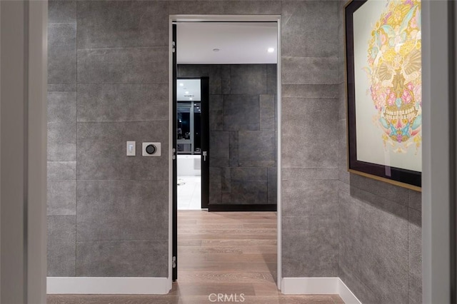 2855 5th Ave Unit 703, San Diego, CA 92103 - corridor featuring wood finished floors