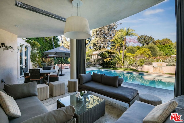 view of patio / terrace with outdoor lounge area