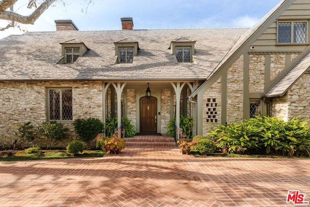 view of front of house